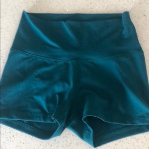 NWOT Teal High-waisted 3 inch compression shorts